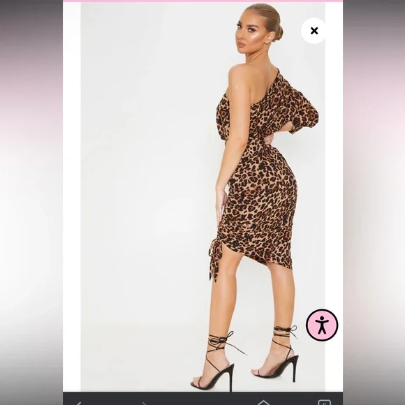 Super sexy chic leopard print asymmetrical dress 🐆 - Picture 3 of 12